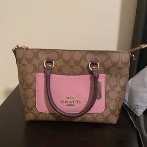 Coach Signature Canvas